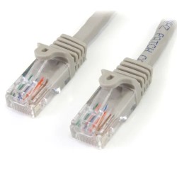 StarTech.com Cable de Red de 0,5m Gris Cat5e Ethernet RJ45 sin Enganches - Latiguillo Snagless - Cable de interconexión - RJ-45 